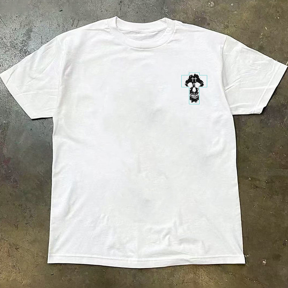 "Simple retro cross skull trendy cool" T-shirt