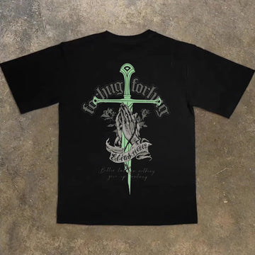 "Hip hop cartoon hands folded sword letter design" T-shirt