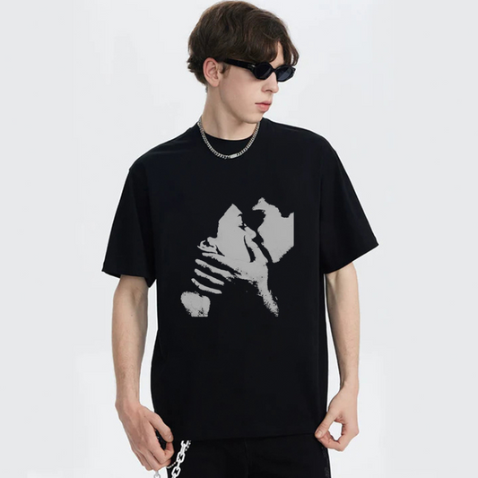 “Dark Kiss” T-shirt