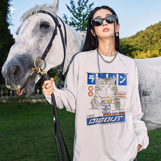 “Japanese style cat eating ramen” Sweatshirt